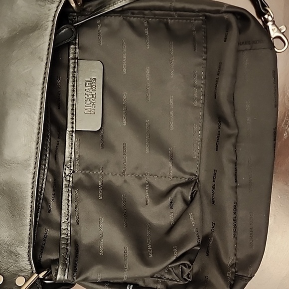 Michael Kors Black Leather Crossbody With Silver Hardware - Picture 14 of 16